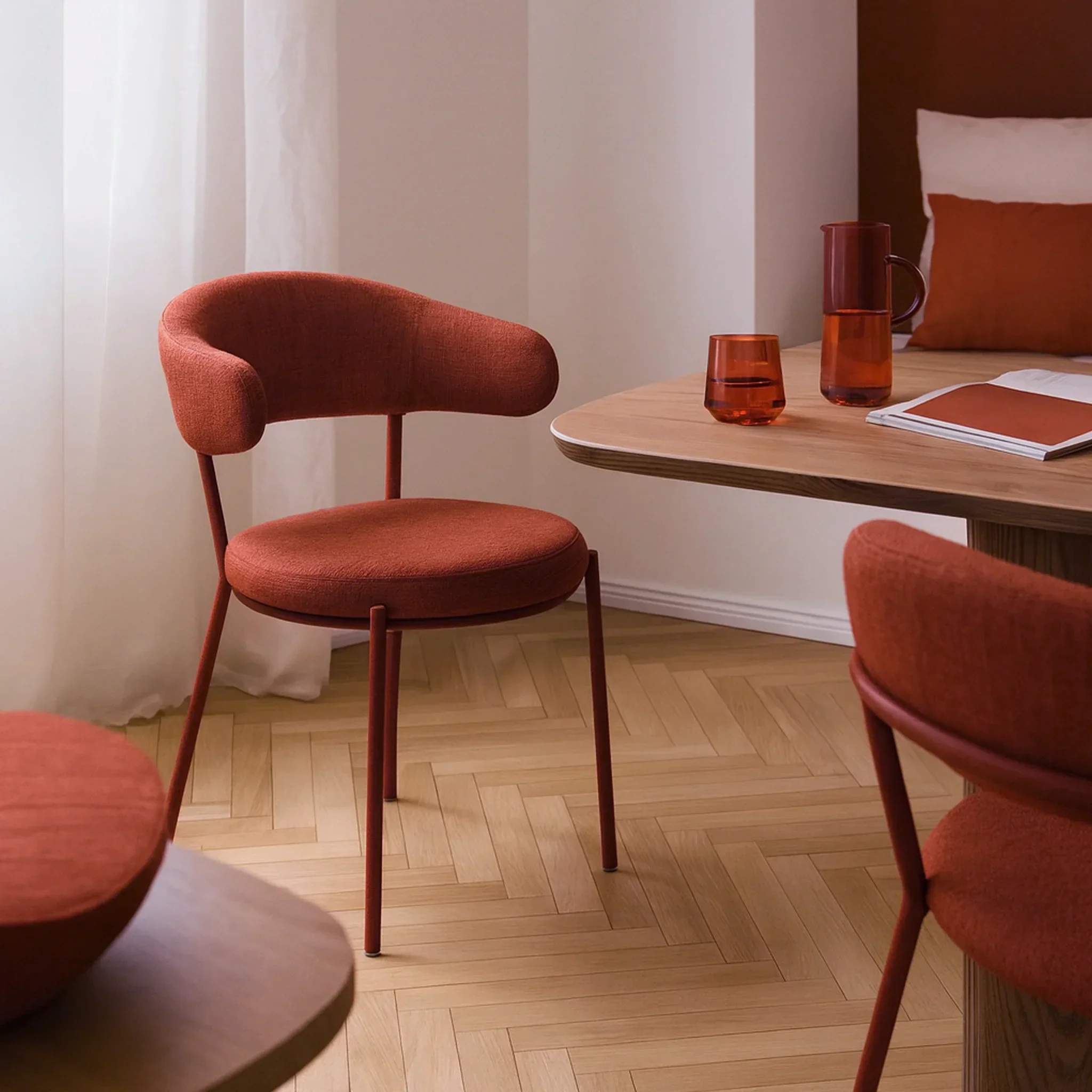 Talong - Set 2 sedie da tavolo moderne color rosso rubino - Image 2